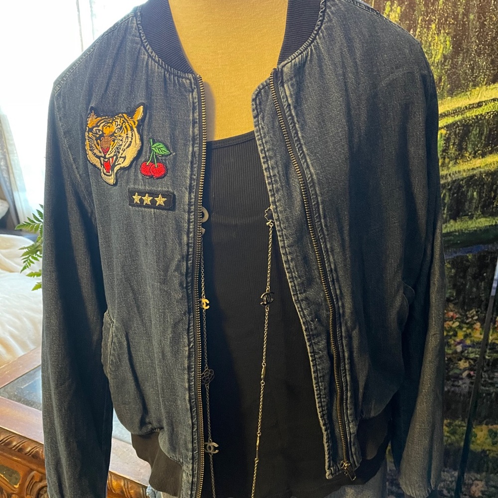Abound Jacket